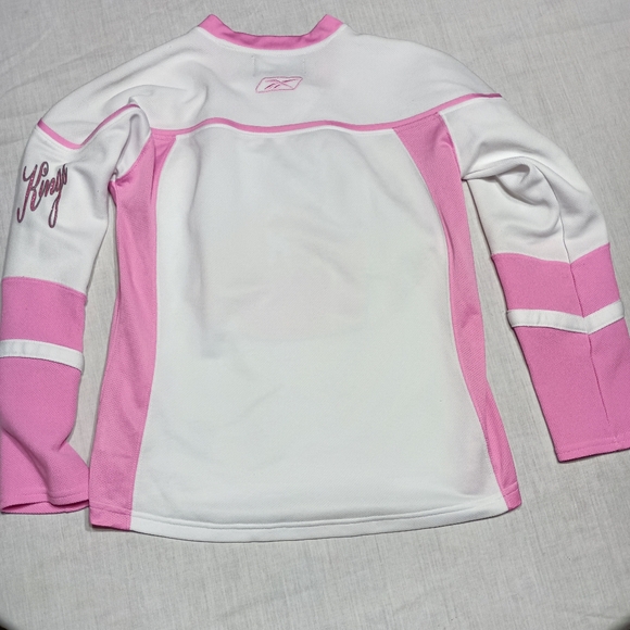 LA Kings NHL Rare Women's Jersey - Picture 6 of 7